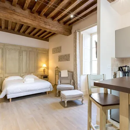 Le Cara - 4 Calmes Et Chics Au Coeur De * Beaune (Cote d'Or)