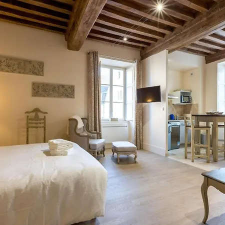 Appartement Le Cara - 4 Calmes Et Chics Au Coeur De Beaune (Cote d'Or)