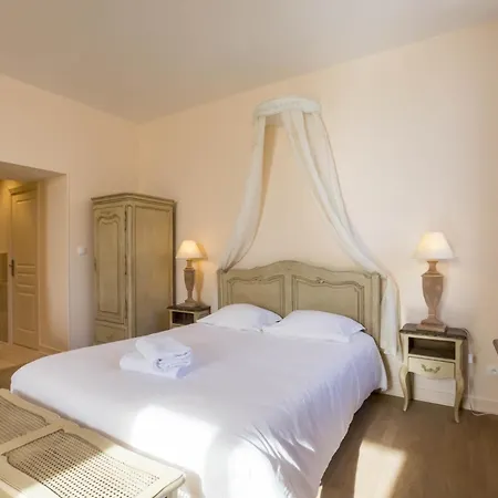 Le Cara - 4 Calmes Et Chics Au Coeur De Apartman Beaune