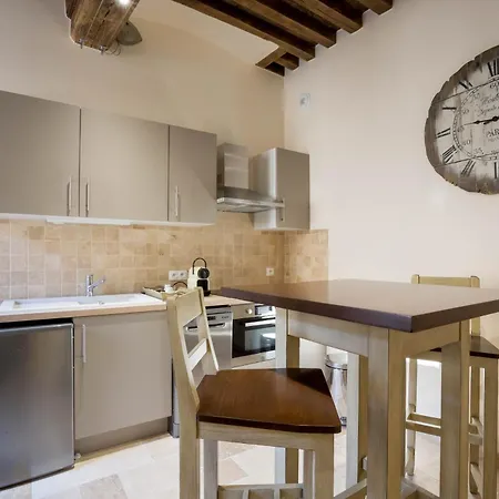 Le Cara - 4 Calmes Et Chics Au Coeur De Apartman