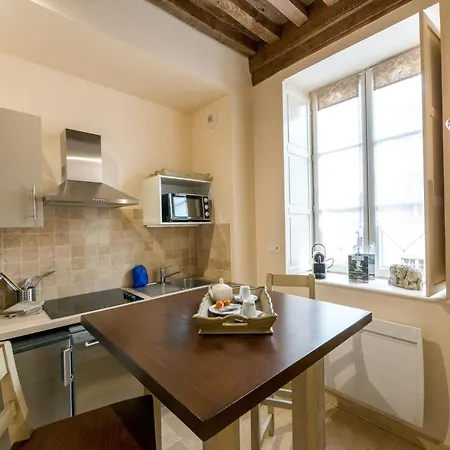 Le Cara - 4 Calmes Et Chics Au Coeur De Apartman *