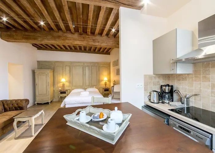 Le Cara - 4 Calmes Et Chics Au Coeur De