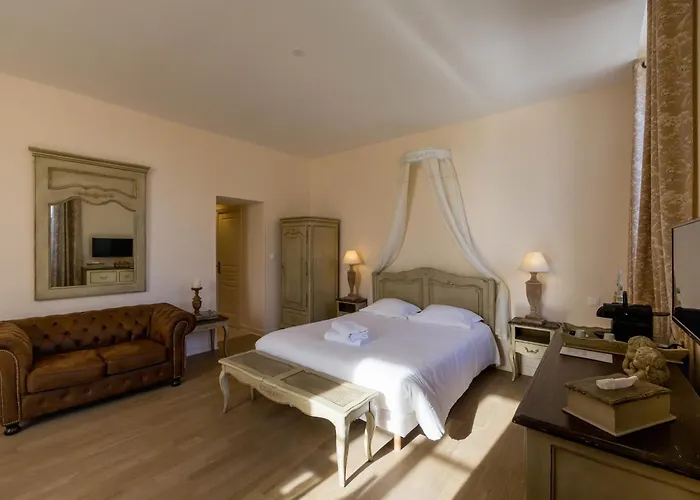 Le Cara - 4 Calmes Et Chics Au Coeur De Beaune (Cote d'Or)